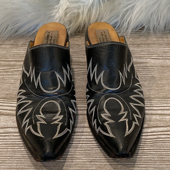 Back At The Ranch Leather Western Mules - Picture 2 of 15